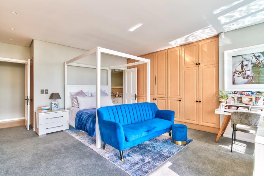 3 Bedroom Property for Sale in Green Point Western Cape